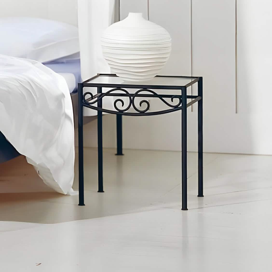 NArt250 - كومود معدن