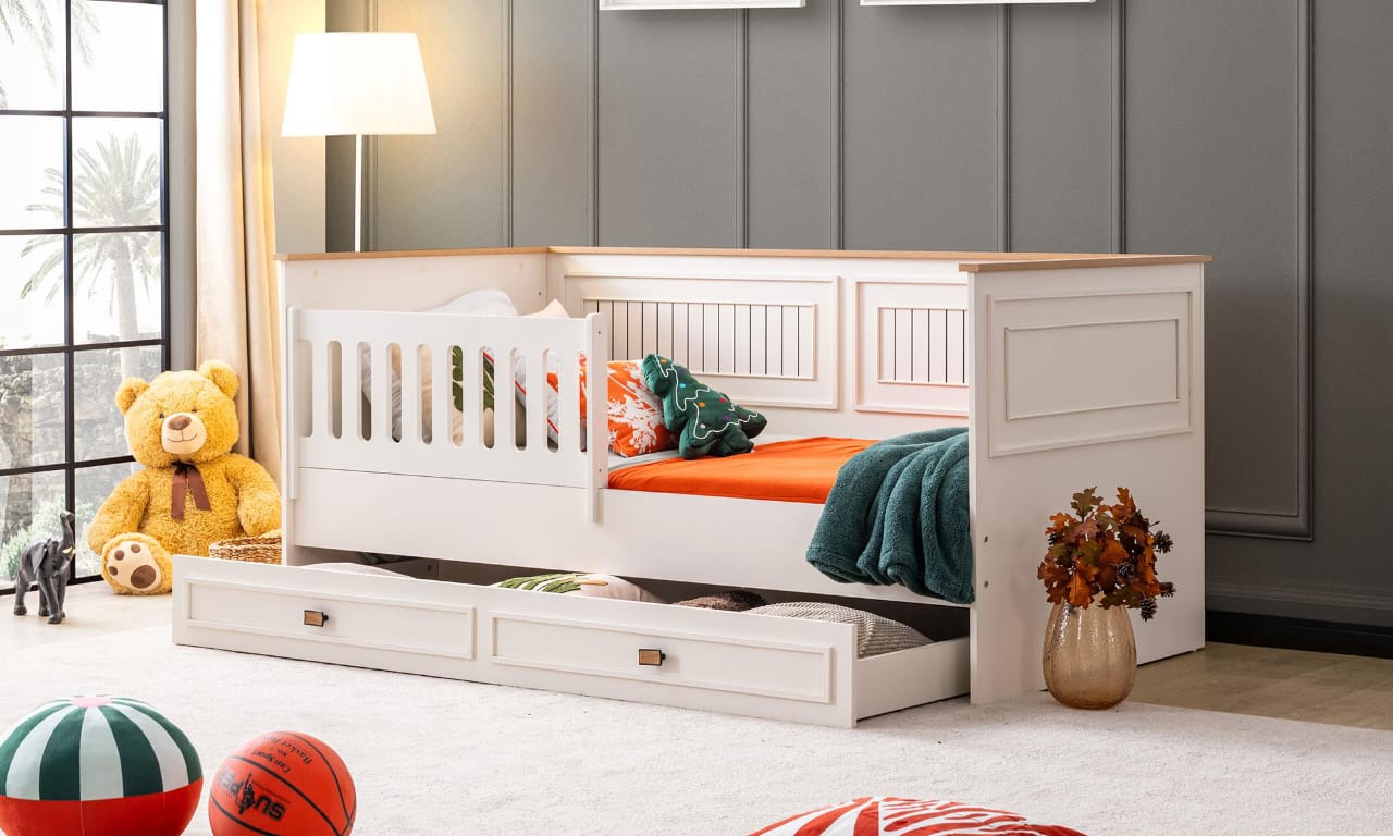 Complete children's/youth bedroom set