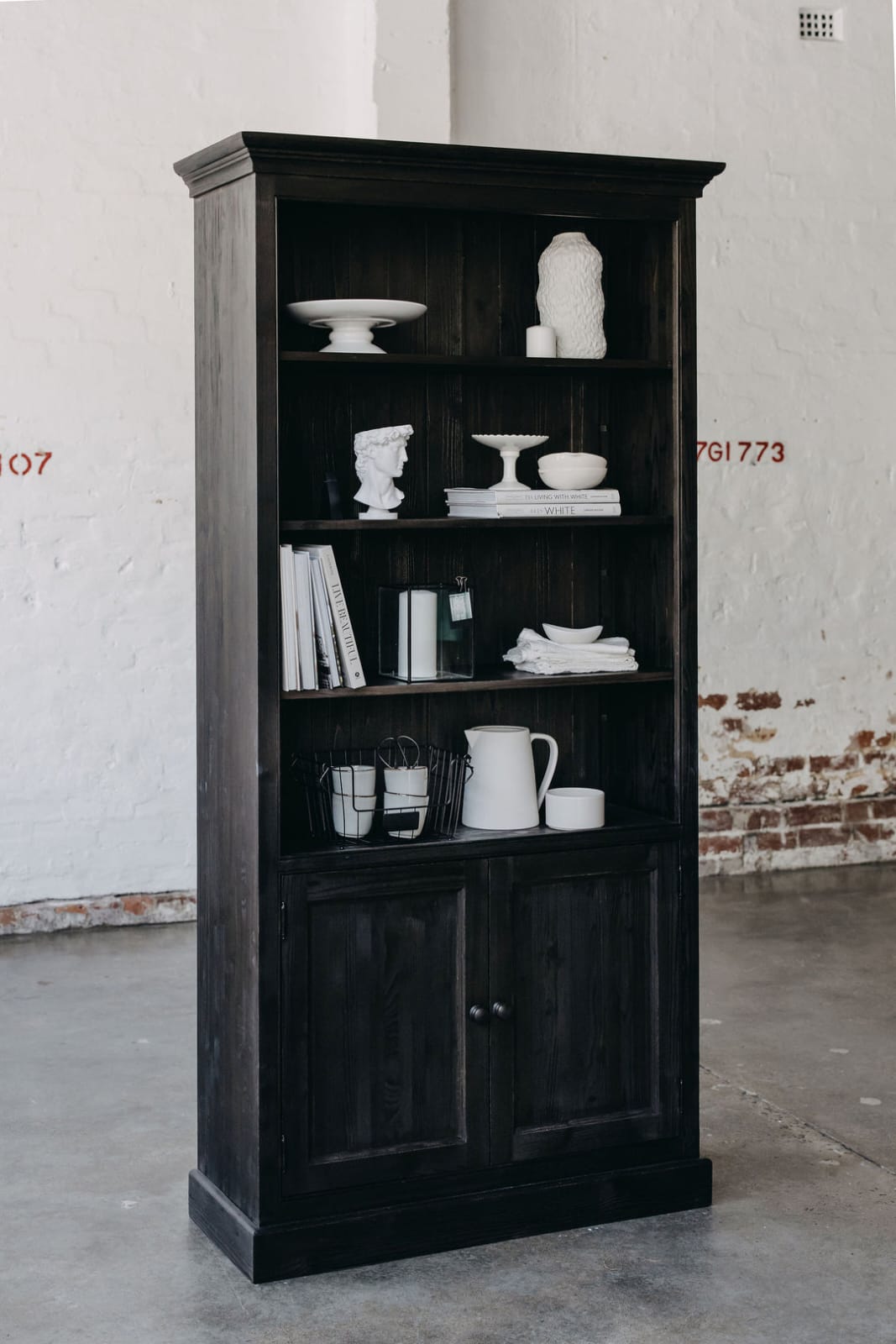 وحدة تخزين _ ديكور