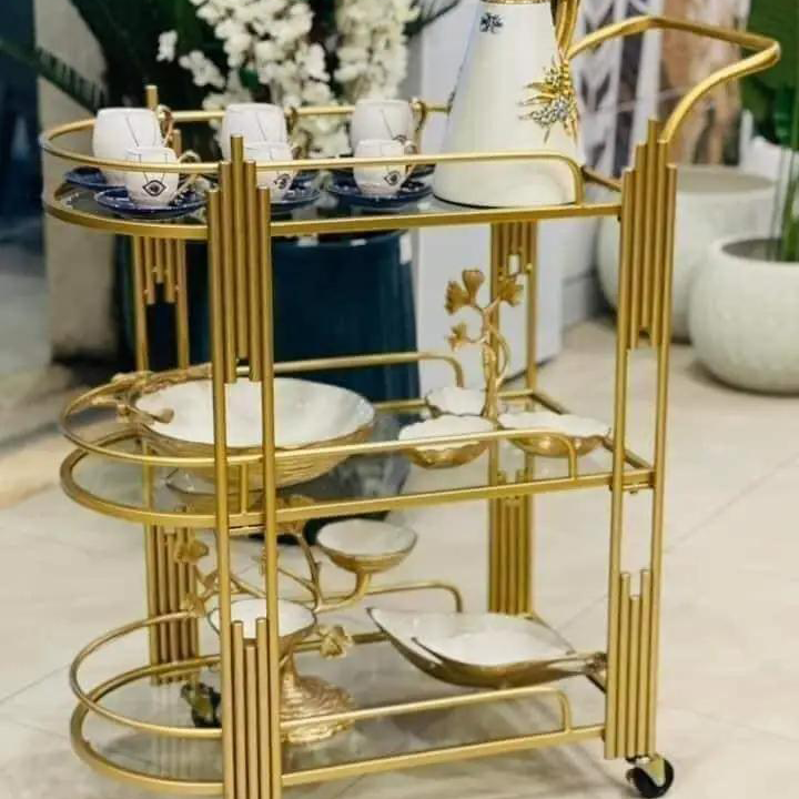 Two-tone tea trolley