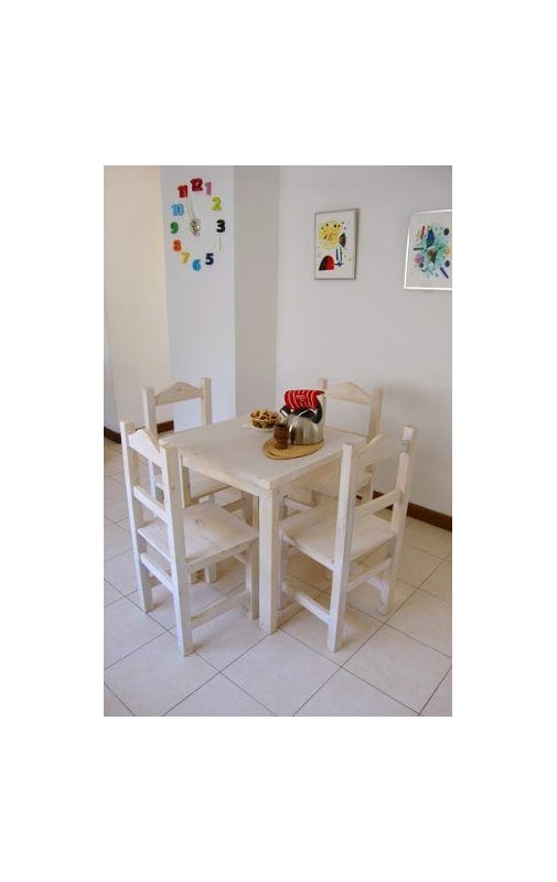 Lanch Table image