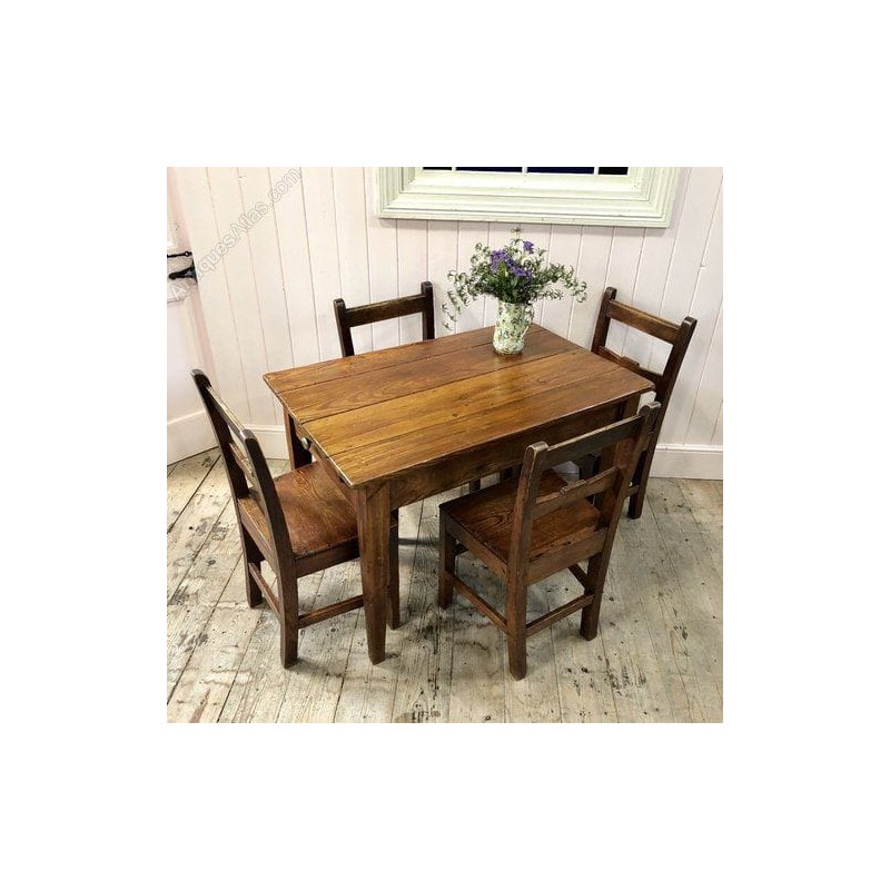 Lanch Table image