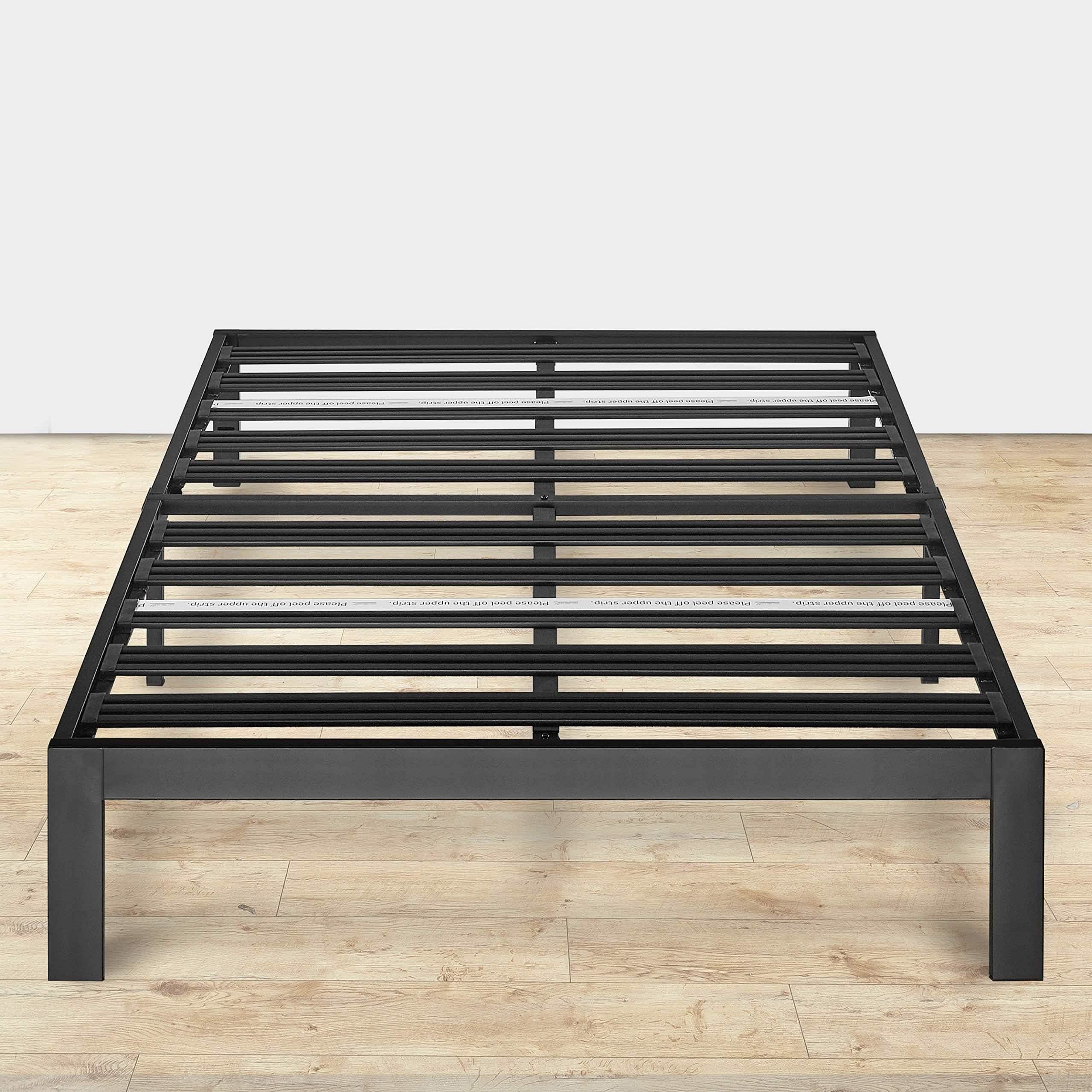 NArt37 - Metal Baby Bed
