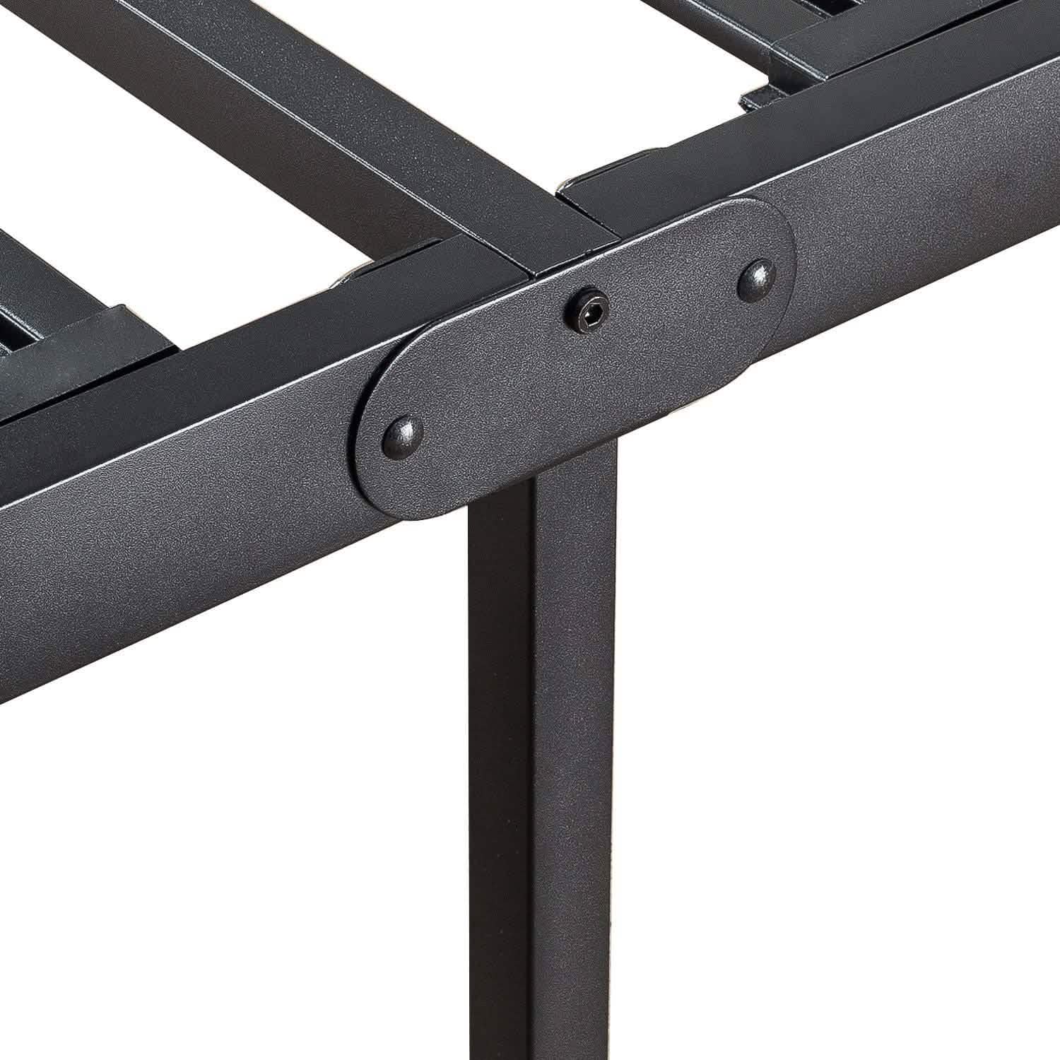 NArt37 - Metal Baby Bed