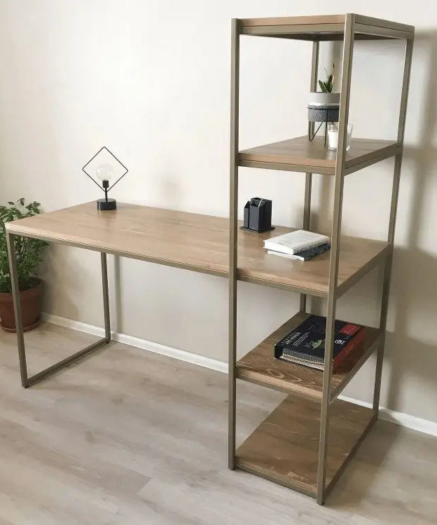 NArt10 - Desk with Storage