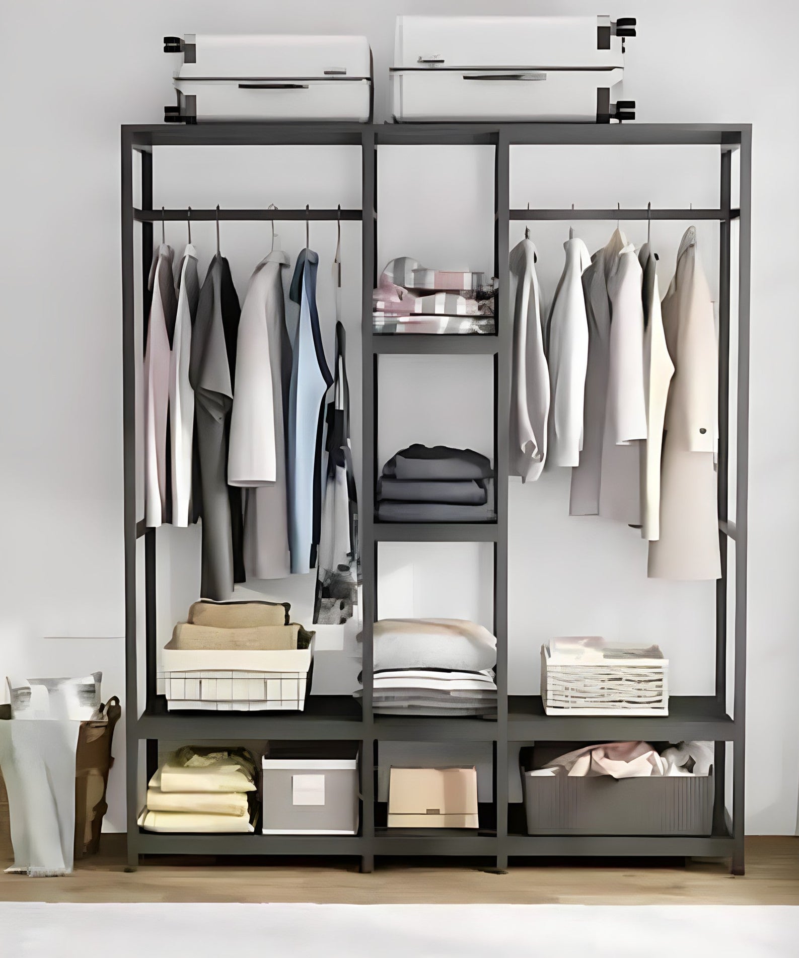 NArt52 - علاقة ملابس معدن بارفف