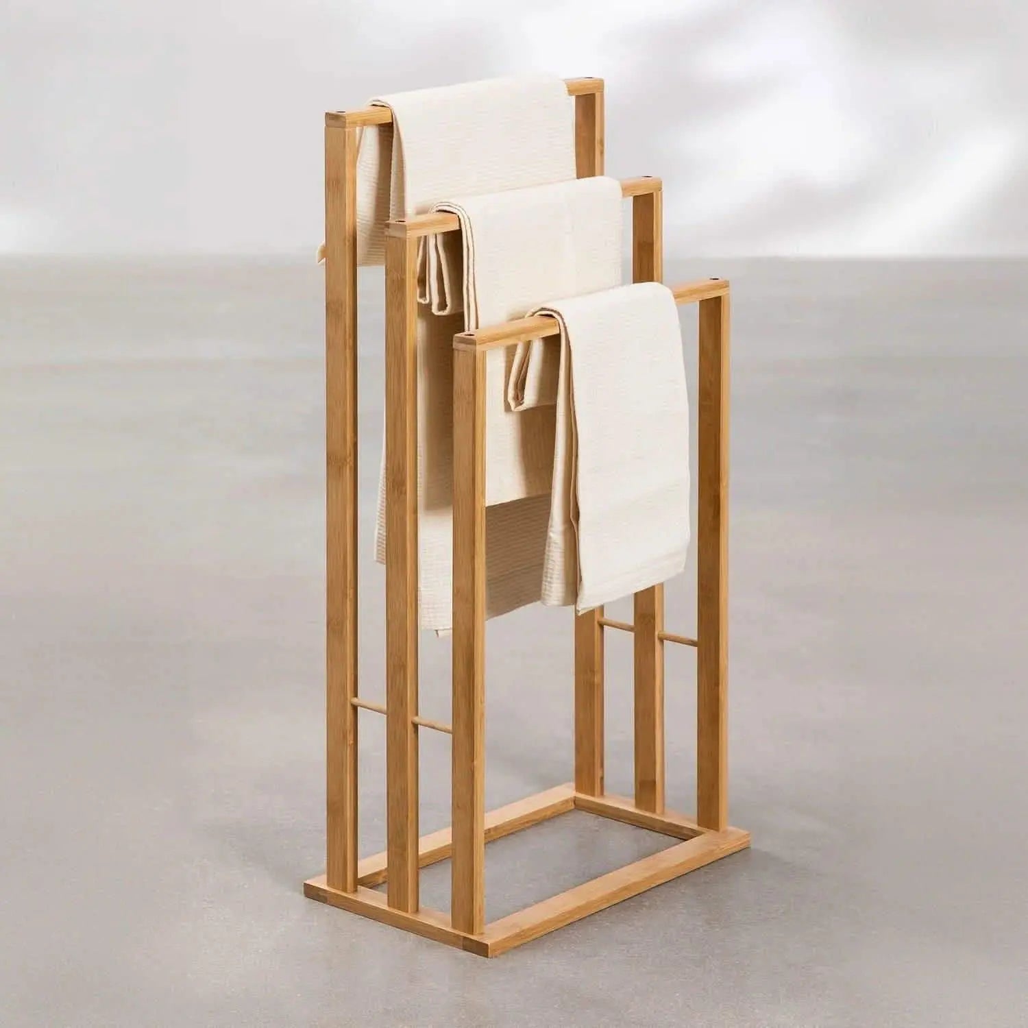 تسوق الأن من هومكس  علاقة فوط خشب زان 30*60*110 سم - ROD126 بأفضل سعر وأفضل جودة 