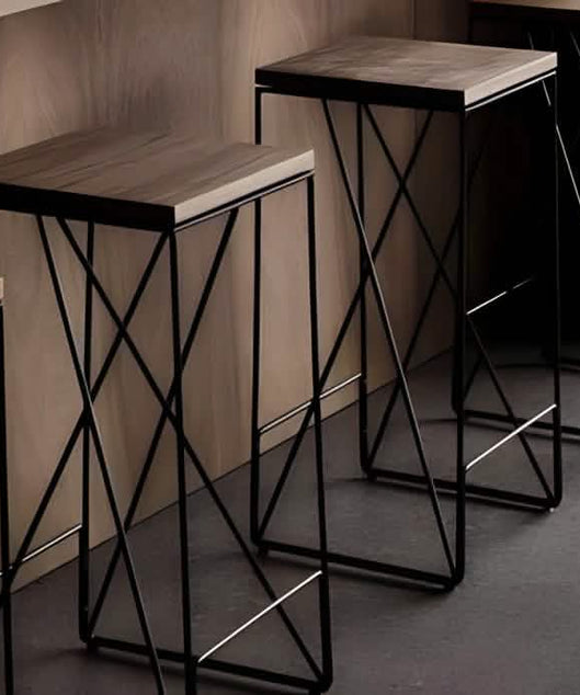 NArt257 - كرسي بار معدن