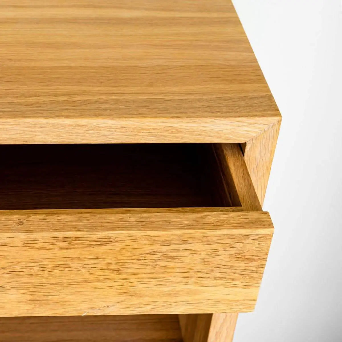 تسوق الأن من هومكس  كومود خشبي معلق 40*29*55 سم - ROD261 بأفضل سعر وأفضل جودة 