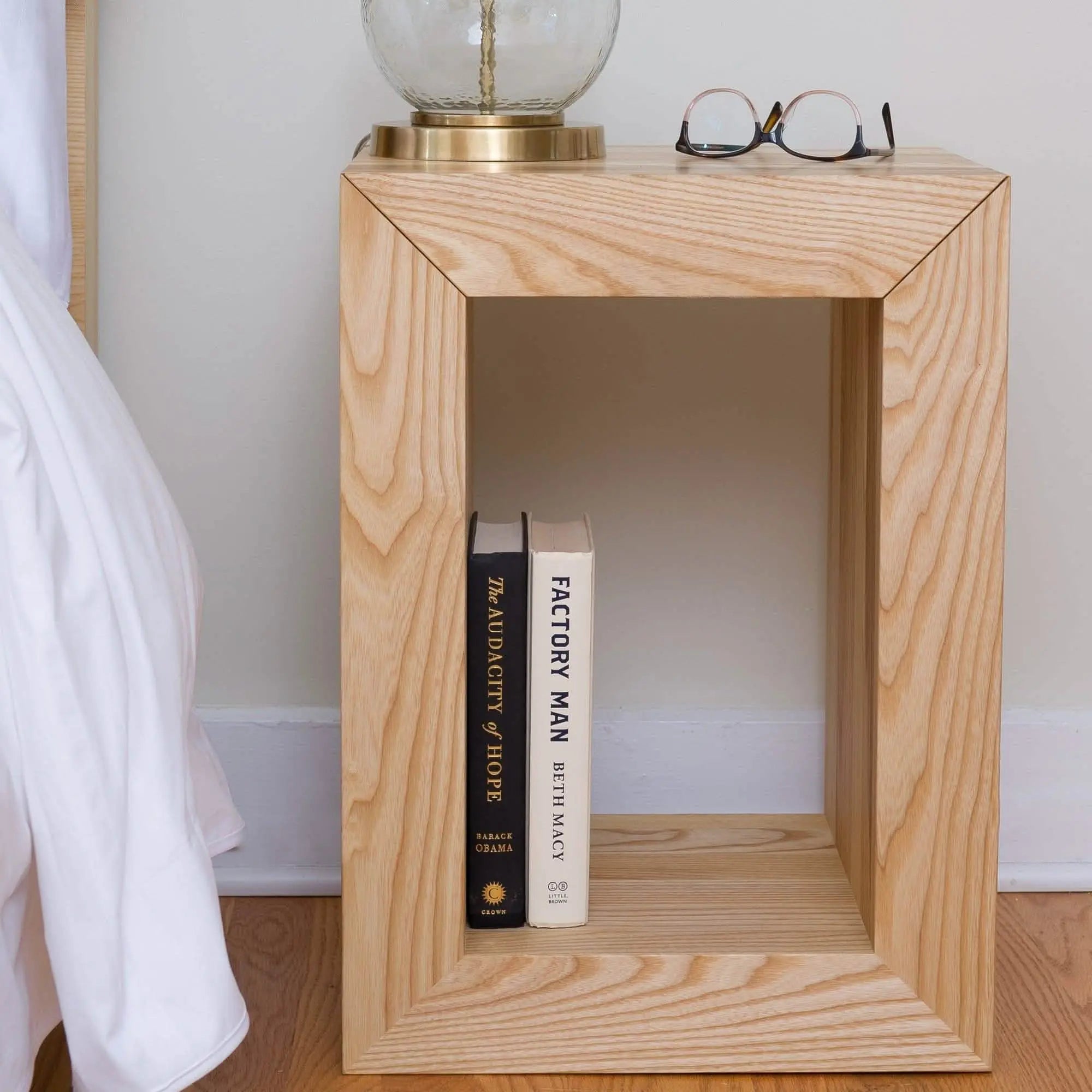 تسوق الأن من هومكس  كومود خشب سويد طبيعي 40*31*55 سم - ROD247 بأفضل سعر وأفضل جودة 