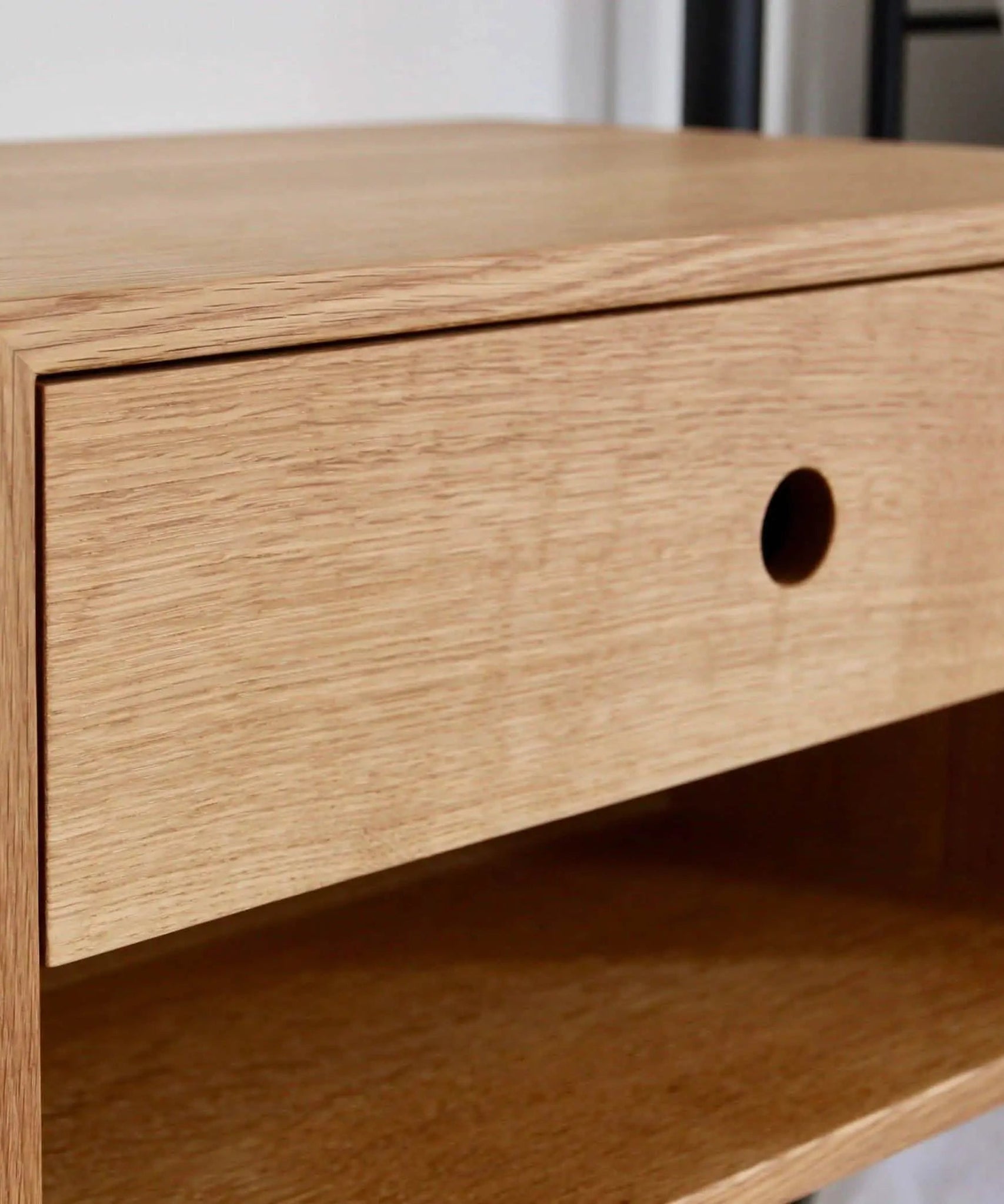 تسوق الأن من هومكس  درج مع رف معلق 50*35*30 سم - ROD117 بأفضل سعر وأفضل جودة 