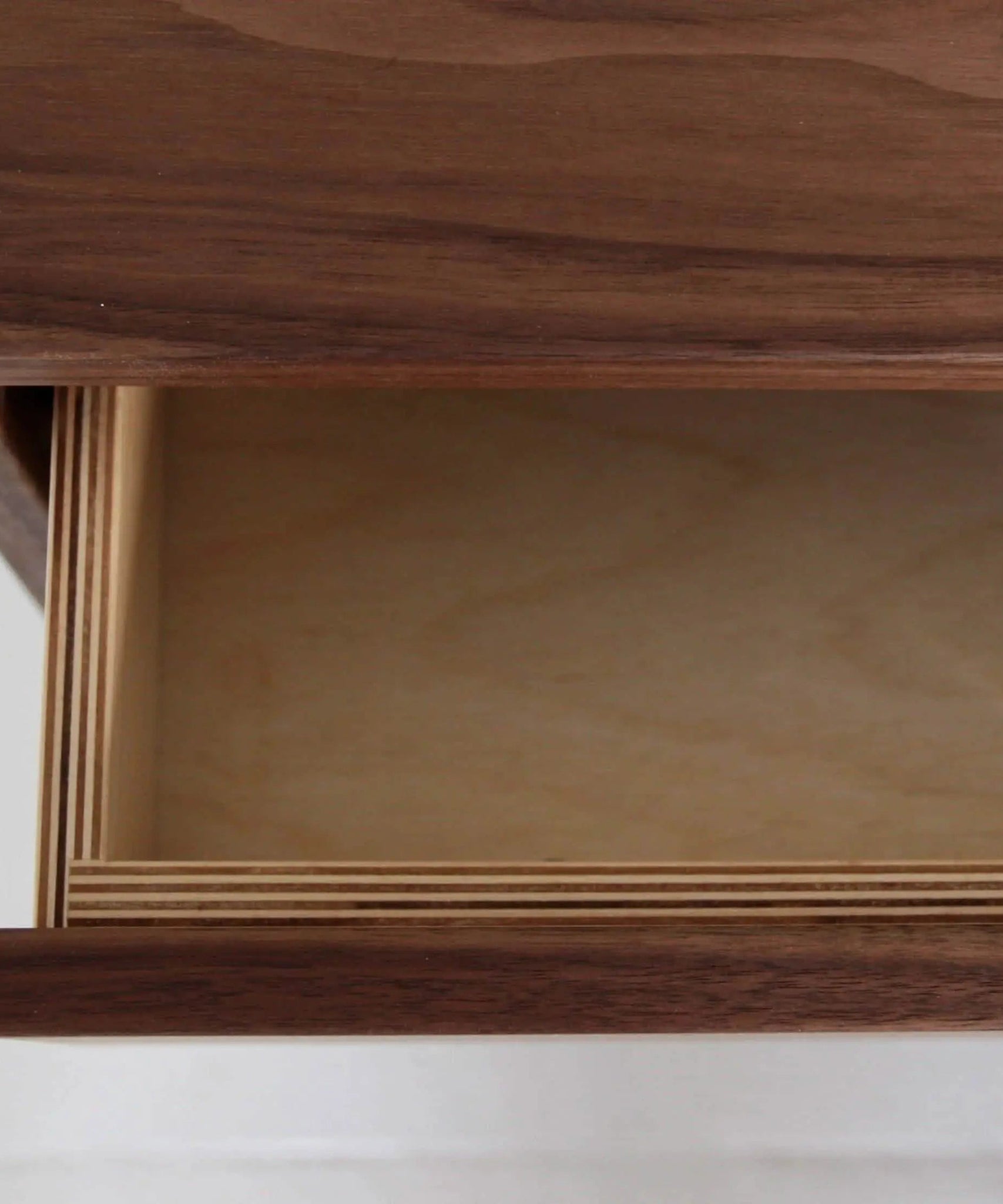 تسوق الأن من هومكس  درج مع رف معلق 50*35*30 سم - ROD117 بأفضل سعر وأفضل جودة 