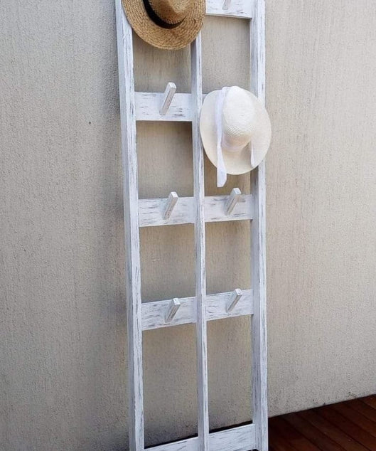 ART.W.AW 000003  -  شماعة