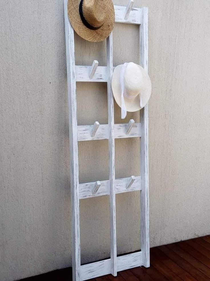 ART.W.AW 000003  -  شماعة