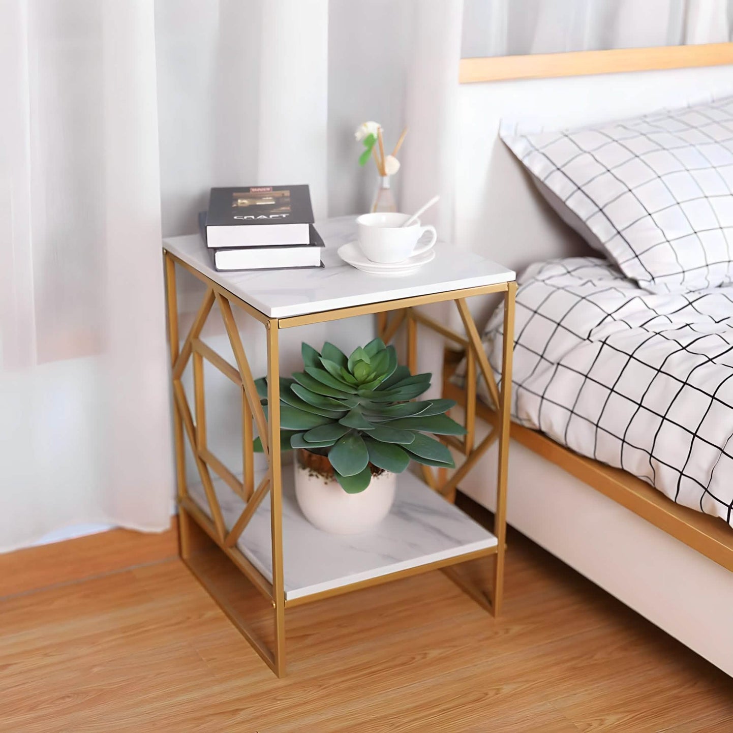 NArt237 - Metal chest of drawers