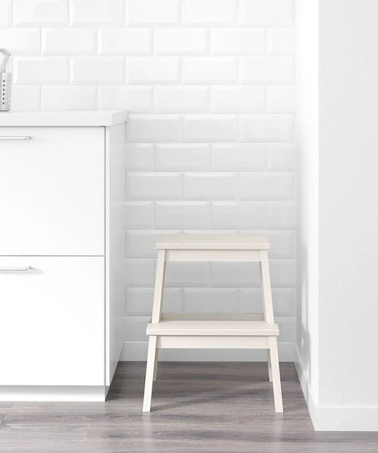 ART.W.AW 000209 - كرسي + سلم