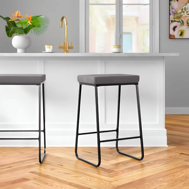 NArt258 - Bar Stool