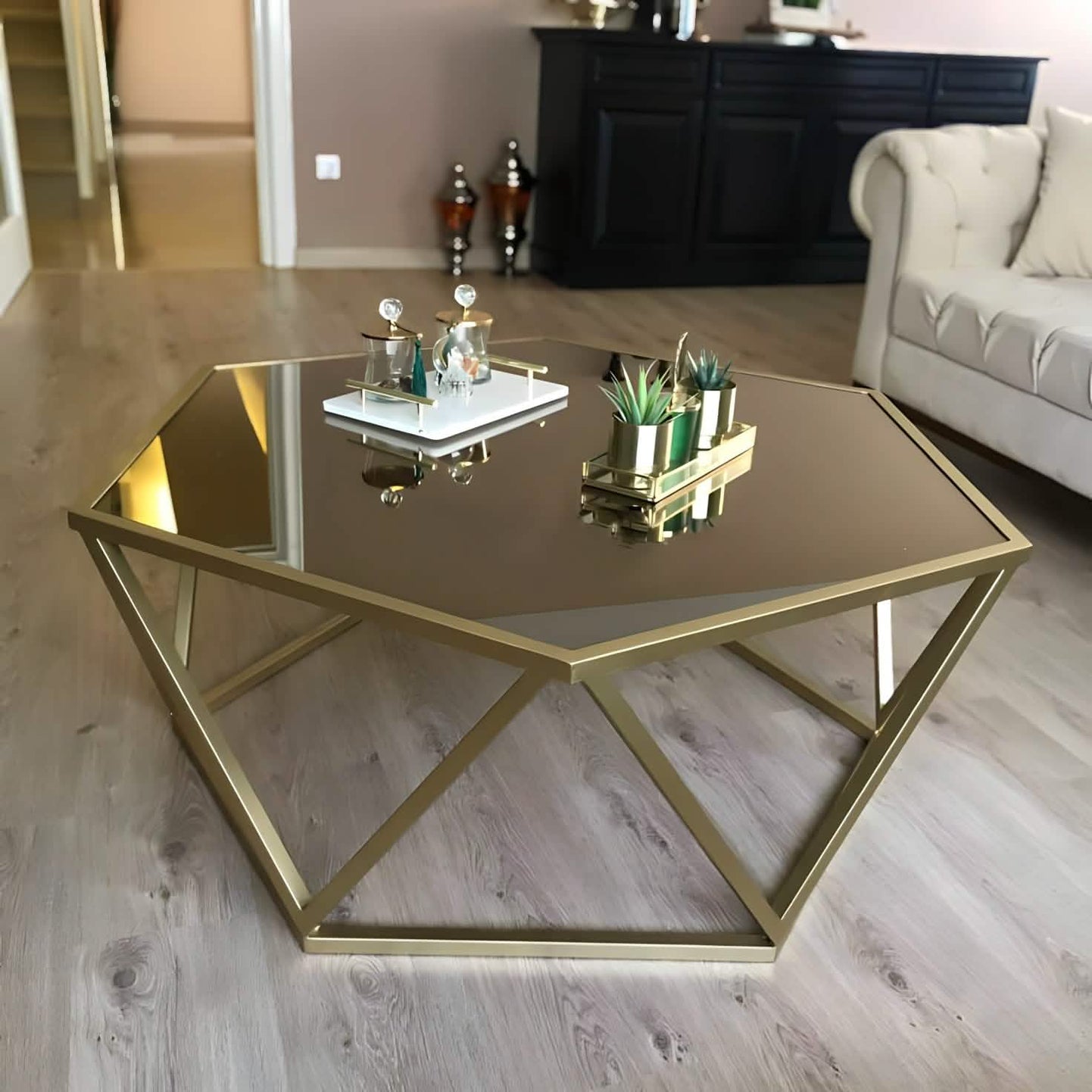 NArt211 - Coffee table with glass top
