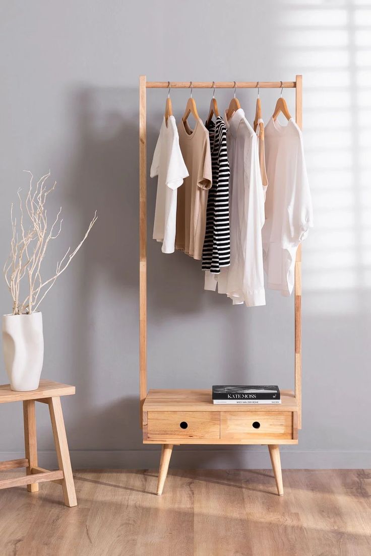 استاند ملابس خشب طبيعي