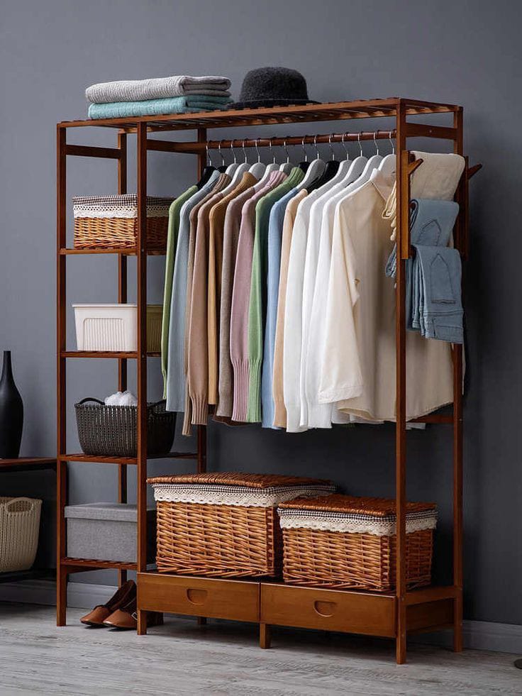 استاند ملابس خشب طبيعي