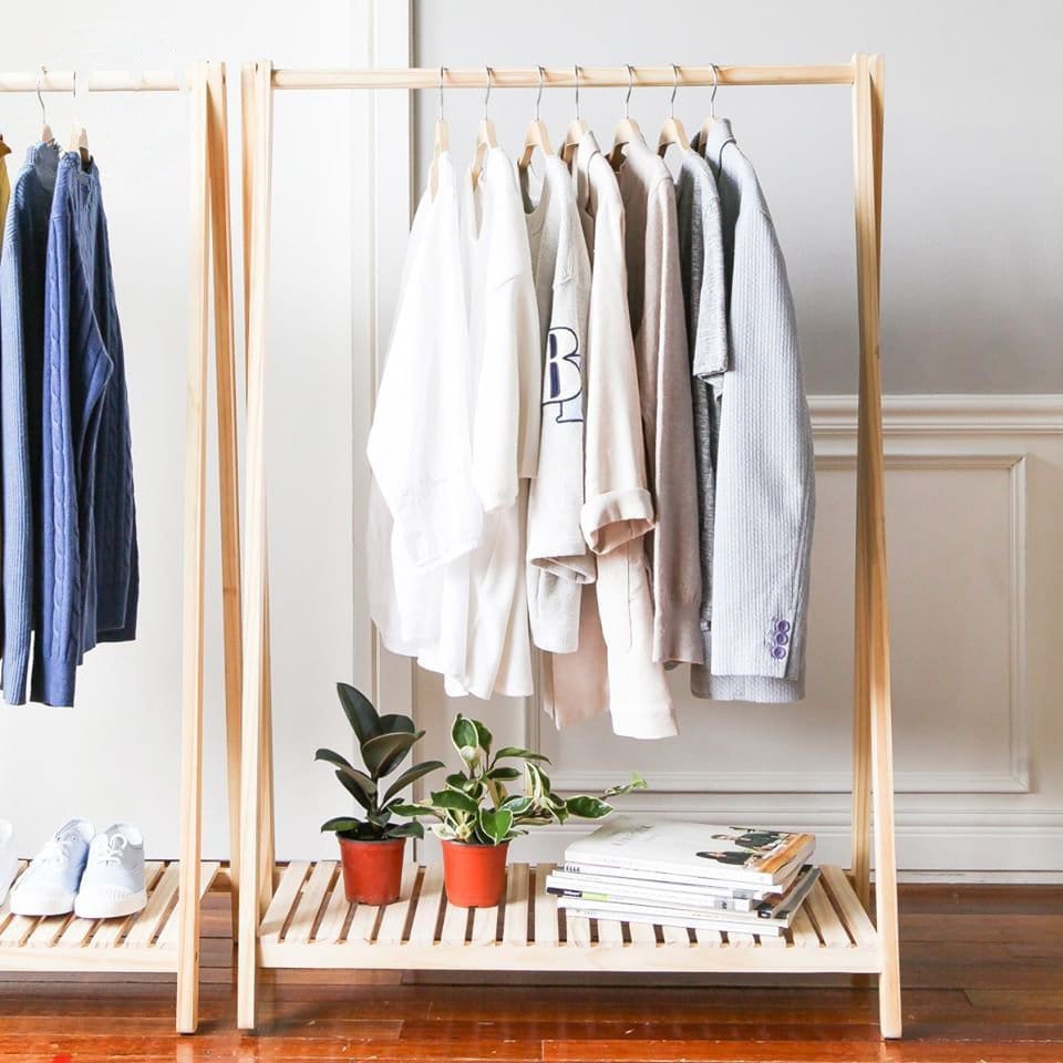 استاند ملابس خشب طبيعي