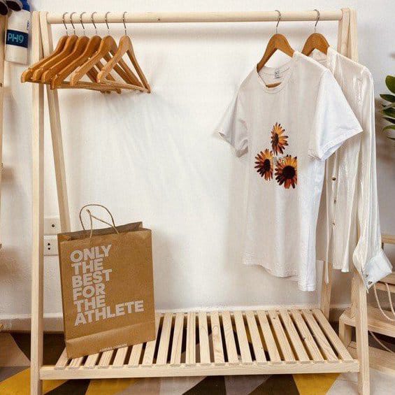 استاند ملابس خشب طبيعي