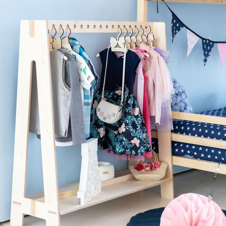 Baby clothes stand