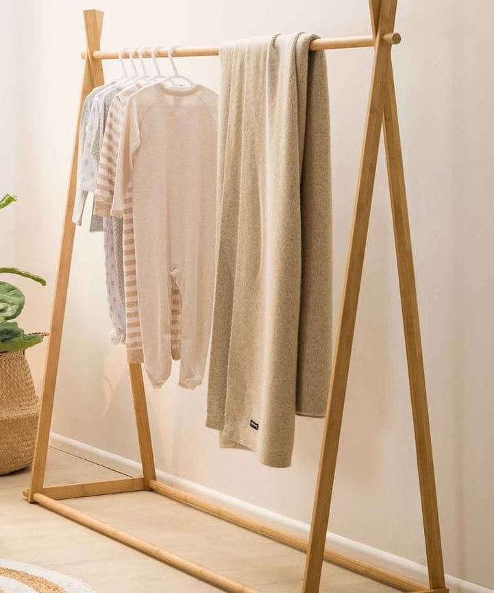استاند ملابس خشب طبيعي