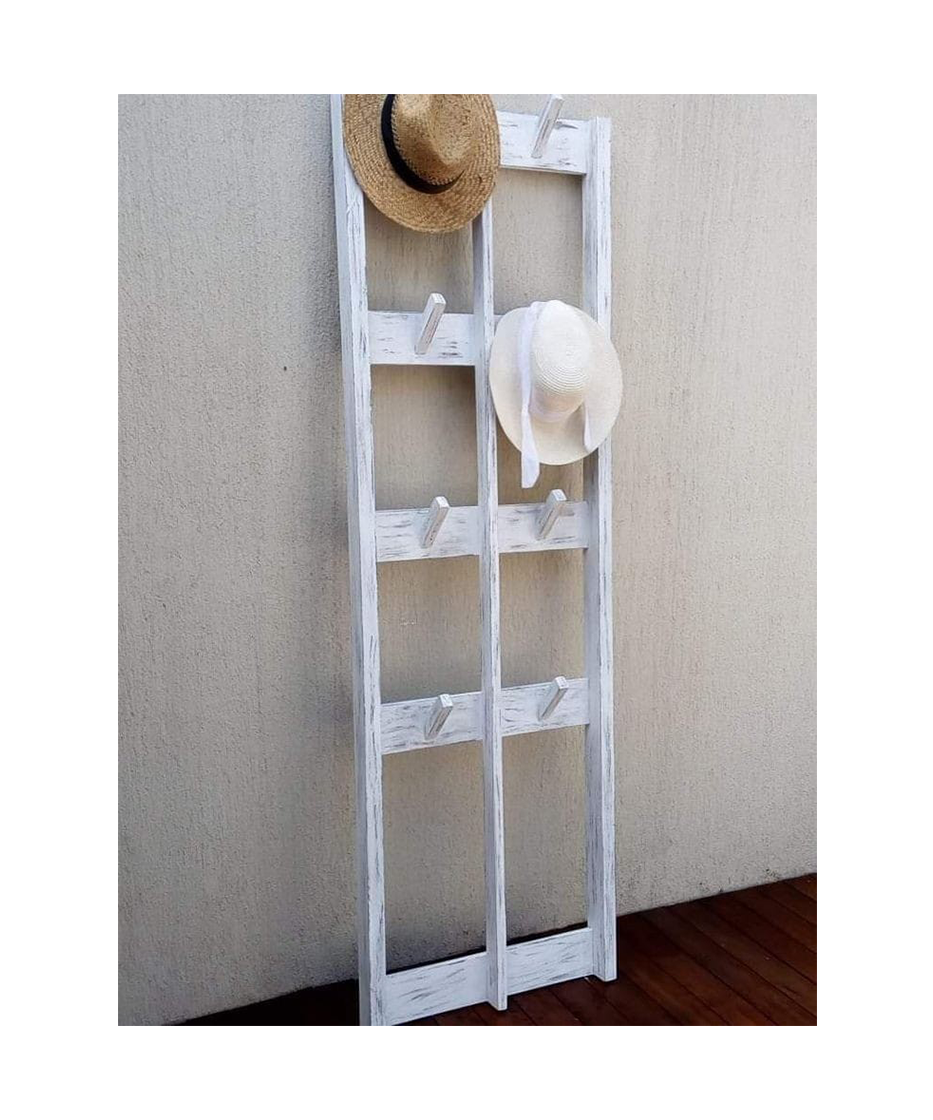 ART.W.AW 000003  -  شماعة