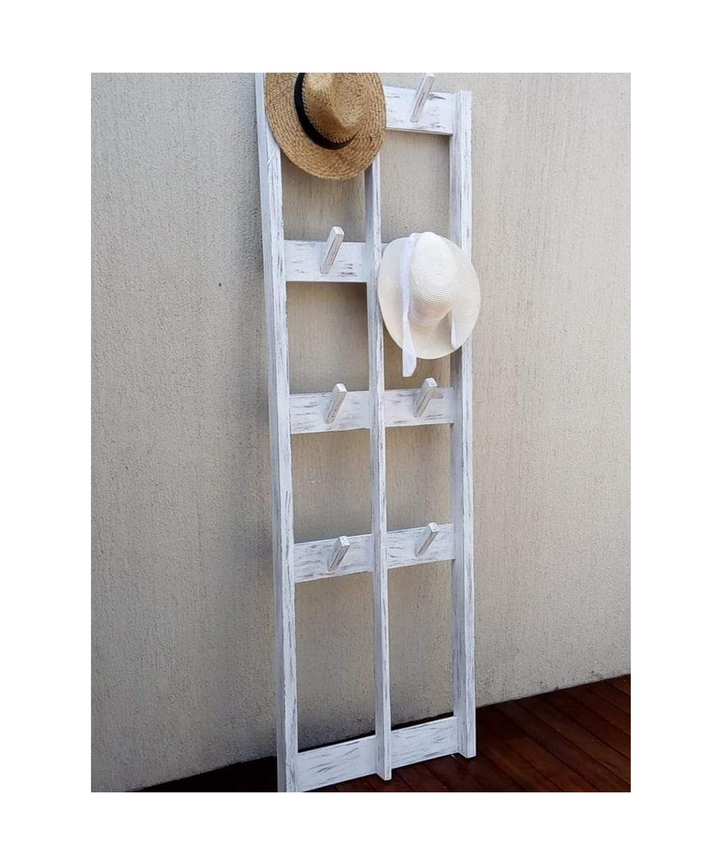 ART.W.AW 000003 - Hanger