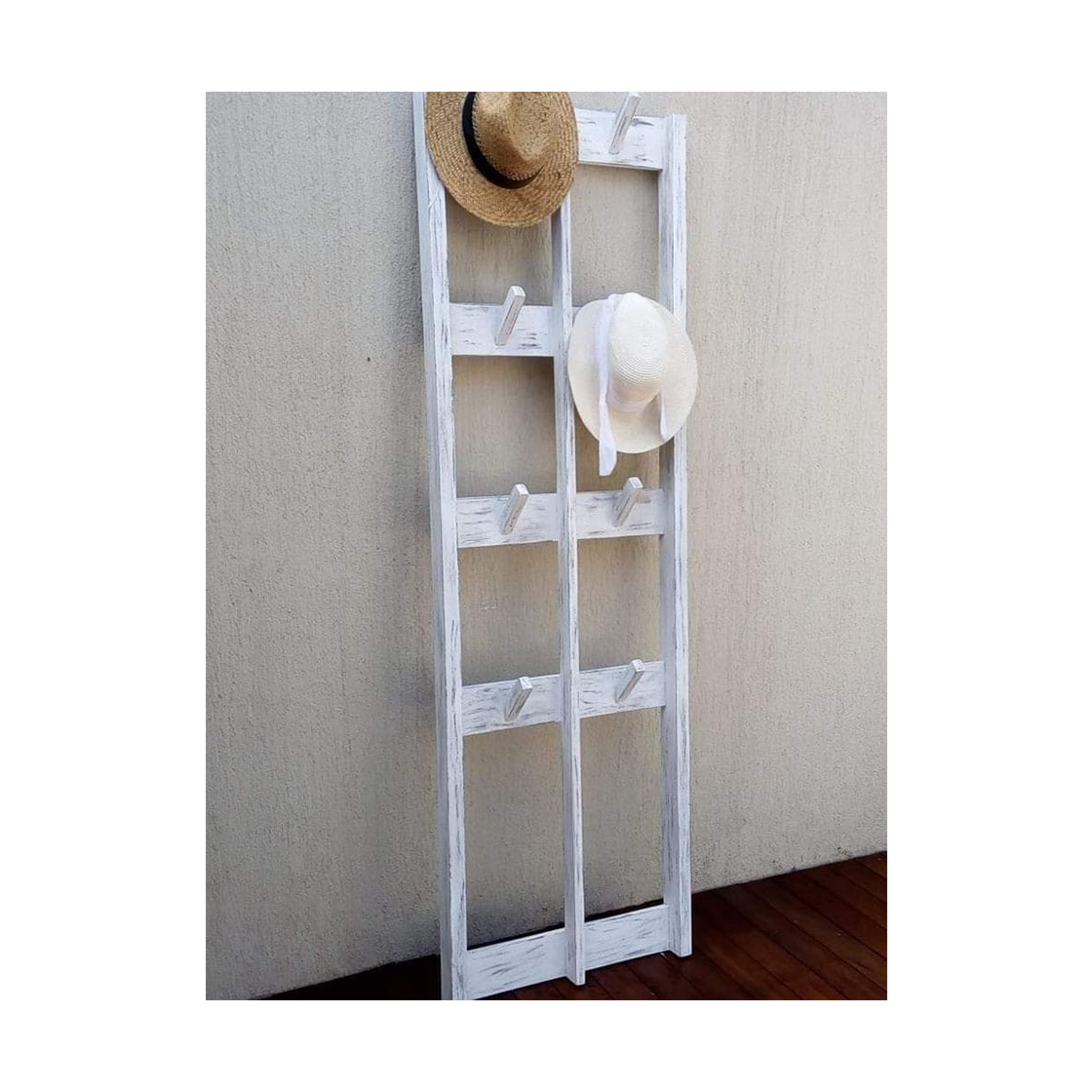 ART.W.AW 000003  -  شماعة